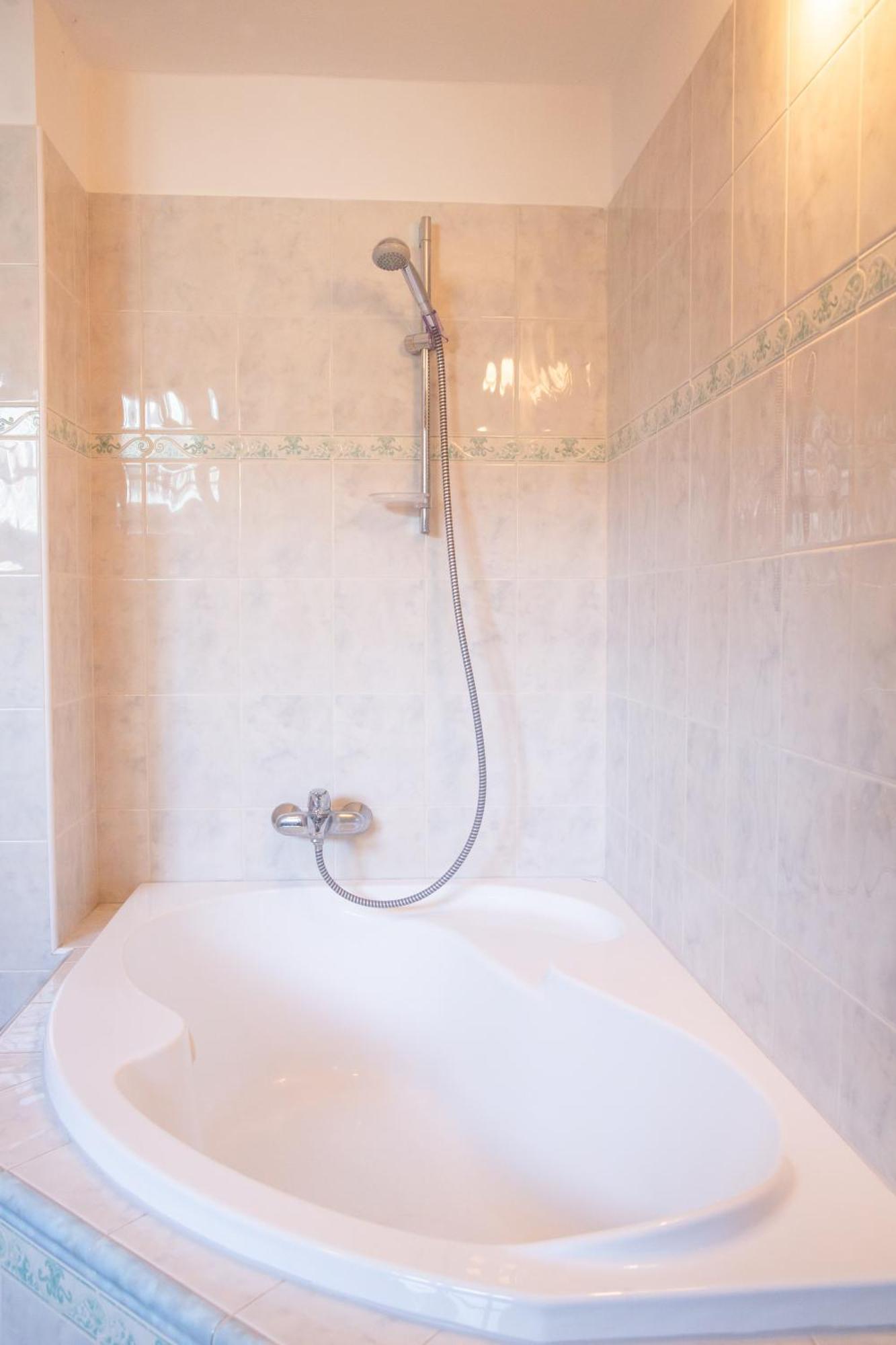 Rezidence Plesivec - Rodinny Apartman S 3 Loznicemi Чеський Крумлов Екстер'єр фото