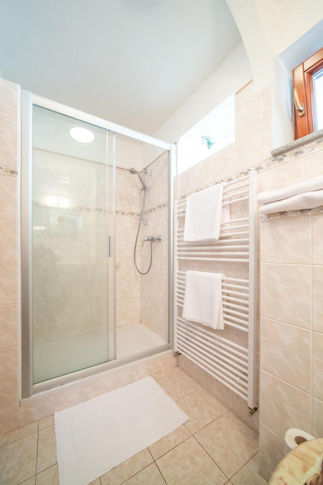 Rezidence Plesivec - Rodinny Apartman S 3 Loznicemi Чеський Крумлов Екстер'єр фото