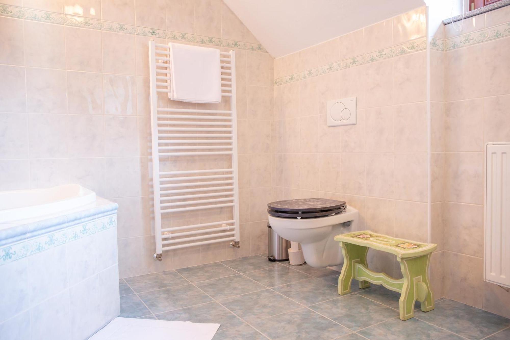 Rezidence Plesivec - Rodinny Apartman S 3 Loznicemi Чеський Крумлов Екстер'єр фото